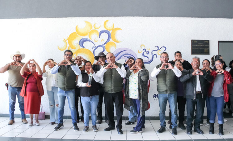 UTTECAM impulsa innovación en el sector mezcalero