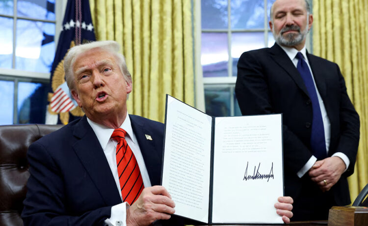 Trump no cumple e impone 25% de aranceles al acero y aluminio de México y Canadá