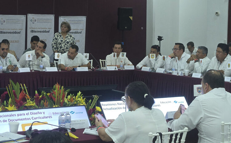 Participa Juan Antonio Martínez en Encuentro Nacional de Directores del Conalep