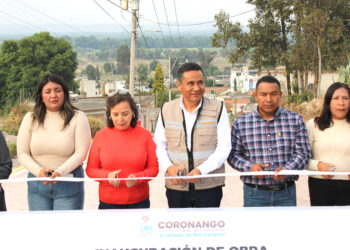 Inaugura Armando Aguirre pavimentación en Ocotlán