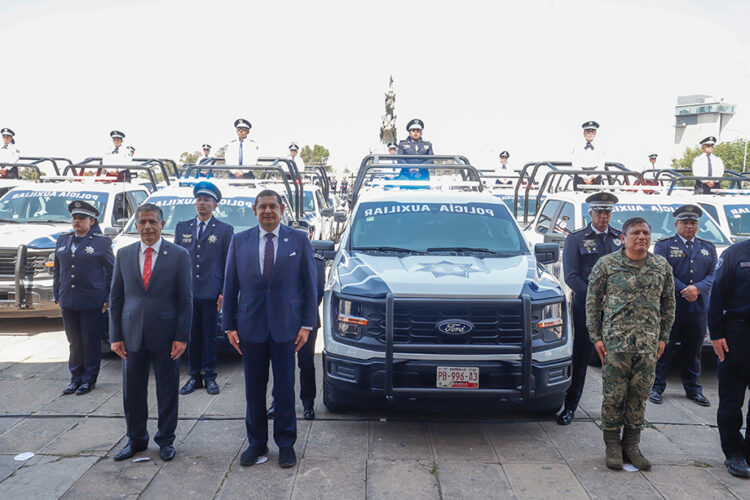 Vivienda y mejores prestaciones para la policía auxiliar y estatal: Armenta