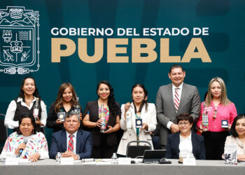 Reconoce Gobierno del Estado a mujeres mezcaleras galardonadas en Bruselas
