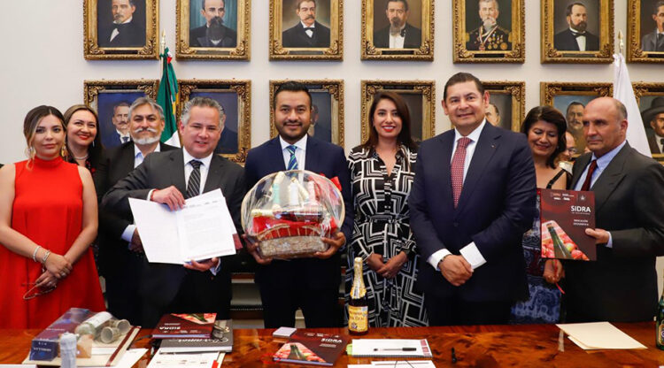 Puebla e IMPI protegen la propiedad industrial y la Sidra de Huejotzingo