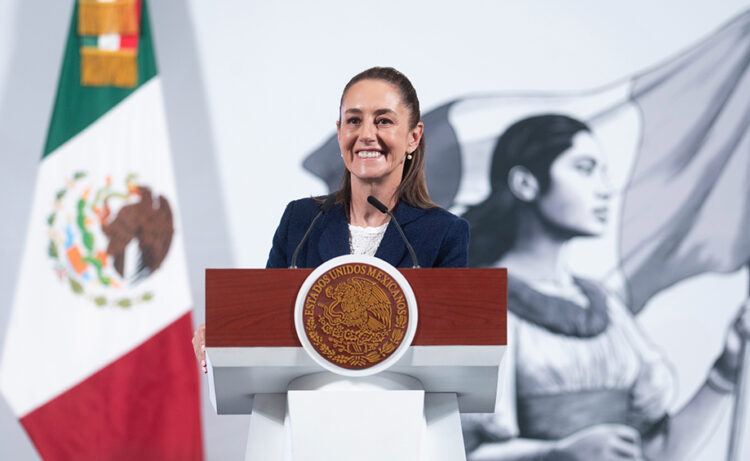 En 2025 cumpliremos el compromiso de que todas las mexicanas de 60 a 64 años reciban la pensión mujeres bienestar: Claudia Sheinbaum