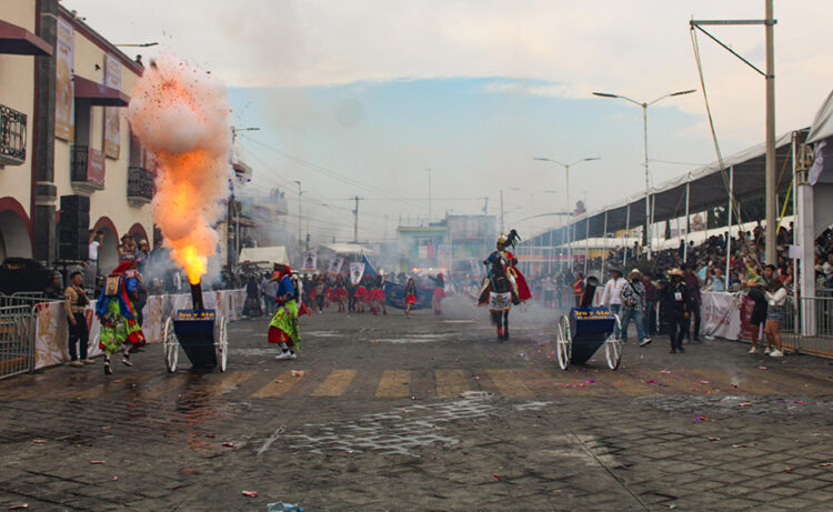 Con la participación de más de 20 mil danzantes, inicia la edición 157 del Carnaval de Huejotzingo: El Más Chingón de Puebla