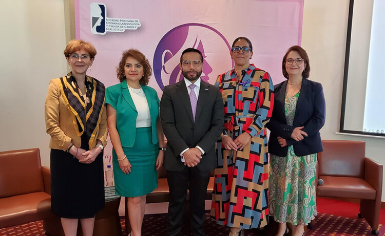 Cerca del 50% de los especialistas en otorrinolaringología en México, son mujeres