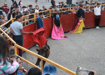 Extraordinaria Clase Pública de Toreo en la explanada de la Basílica de Apizaco