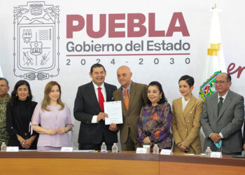 Recibe José Luis Sánchez Solá nombramiento como rector de la Universidad del Deporte