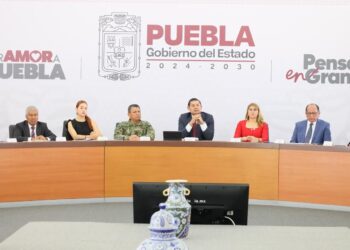 Empresarios solidarios de Ciudad Maderas donan 6.5 hectáreas para vivienda social