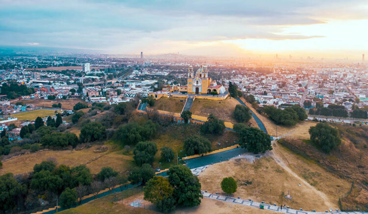 Estudia el CICA crecimiento urbano de Cholula y sus repercusiones en los pueblos originarios