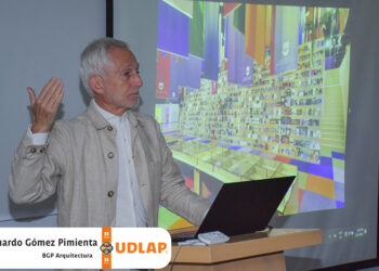 Estudiantes de la UDLAP se reúnen con destacado estudio de arquitectos