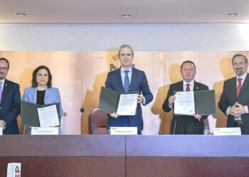 UPAEP y CANACO Puebla firman macro-convenio