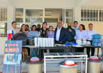 Aristóteles Campos sigue llevando apoyo a los ocoyuquenses