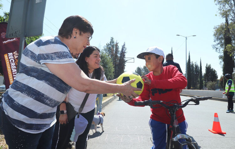 Exitosa edición de Vía Recreativa Metropolitana para celebrar a niñas y niños