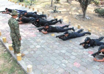 Profesionaliza SSP a policías mediante capacitación en la SEMAR