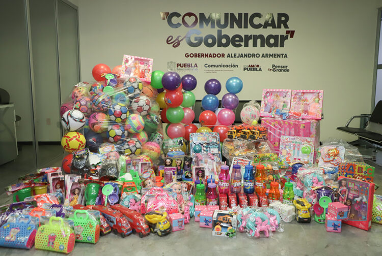 Voluntariado de la Coordinación de Comunicación se suma al SEDIF para generar sonrisas