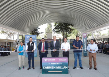 Inaugura Pepe Chedraui techado escolar en la Primaria Carmen Millán