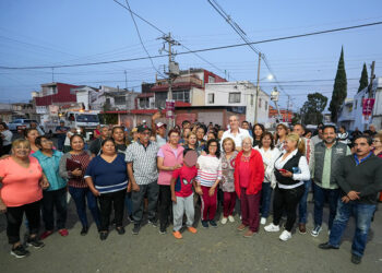 Moderniza Pepe Chedraui 235 luminarias en la Colonia Popular Coatepec