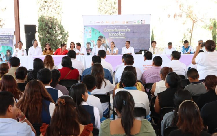 La voz del magisterio presente en la construcción de una Convivencia Escolar Sana e Integral