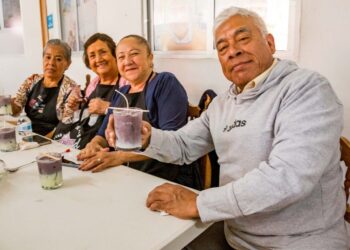 DIF Puebla Capital y Oxxo fortalecen alianza en favor de los adultos mayores