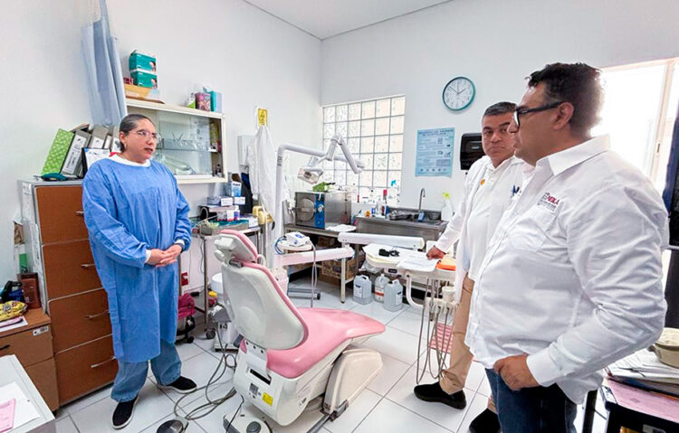 Salud e IMSS-Bienestar realizan visita al Hospital Comunitario de Tetela de Ocampo para optimizar equipamiento