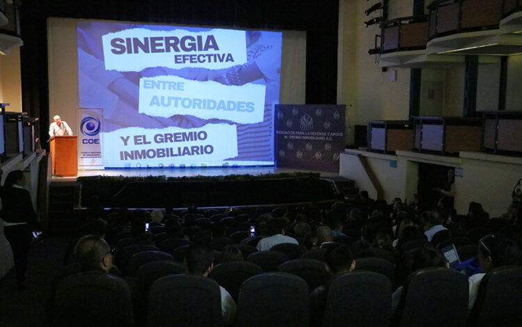 Impulsa gobierno estatal sinergia con el gremio inmobiliario en Puebla
