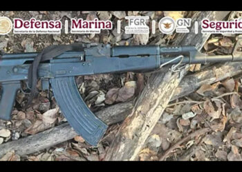 Tras repeler agresiones en Michoacán, autoridades del gabinete de seguridad aseguraron armamento