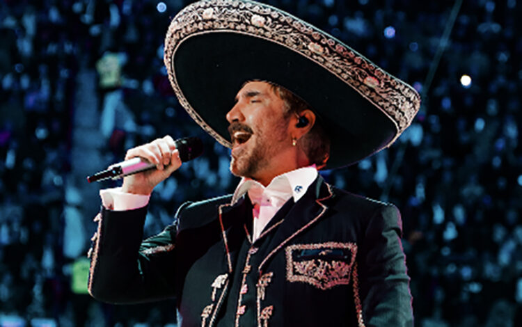 Alejandro Fernández lanza su anticipado álbum ‘De Rey a Rey’