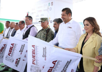 Operativo Coordinado para proteger a familias y transportistas en carreteras de Puebla