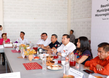Obra comunitaria evita despilfarros en recursos públicos: Armenta