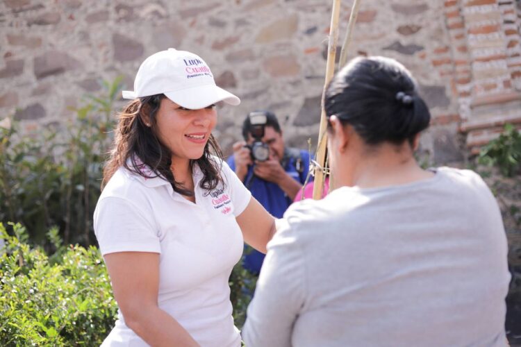 Conmemora Lupita Cuautle el Día de la Madre Tierra con jornada de adopción de árboles