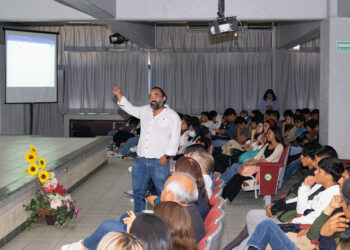 UTTECAM fomenta el pensamiento matemático con conferencia