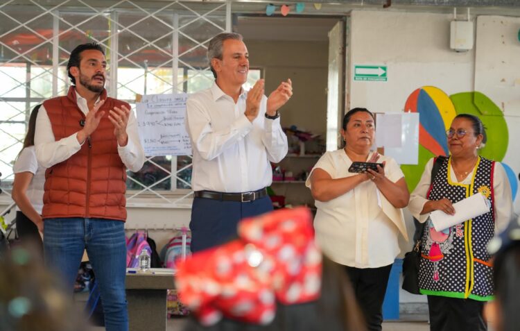 Atestigua Pepe Chedraui donación de captador pluvial en el Preescolar Jorge Murad Macluf