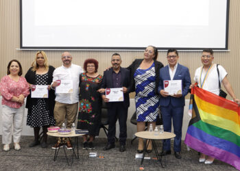 Conmemoran en Congreso Día Internacional contra la Homofobia, Transfobia y Bifobia