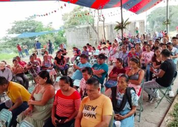 L​laman al pueblo a organizarse para un futuro más próspero  