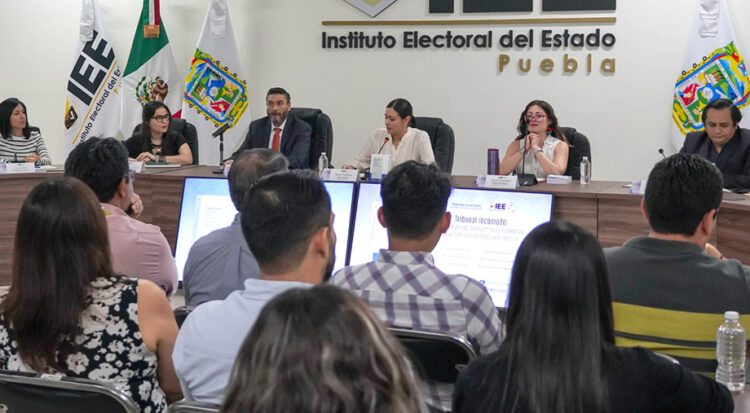 Presentación del libro “Tribunal Incómodo” en el IEE