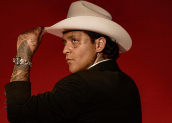 Christian Nodal revela su nuevo álbum “¿Quién + Como Yo?”