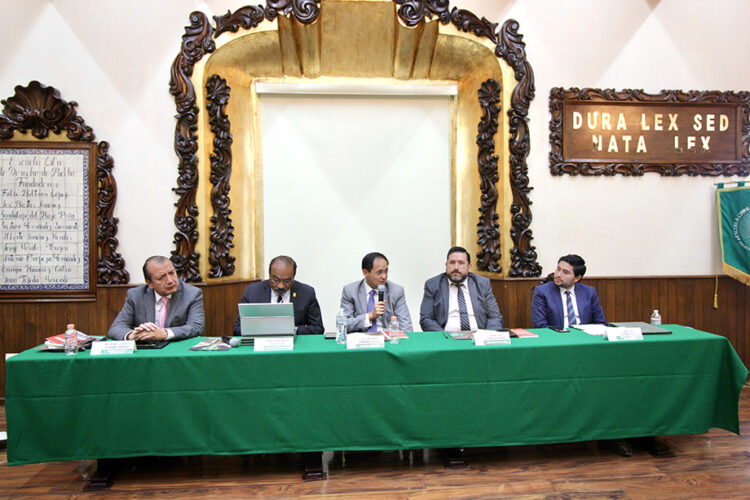 Presentan en la Escuela Libre de Derecho de Puebla el libro La Suprema Corte en la Revolución