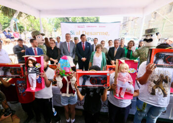 Con desarme voluntario, Gobierno federal y estatal impulsan construcción de la paz