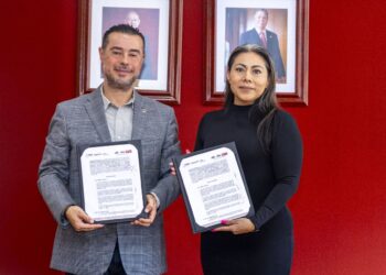 Compromiso social: IBERO Puebla firma convenio con CEEAVI