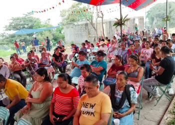 L​laman al pueblo a organizarse para un futuro más próspero  