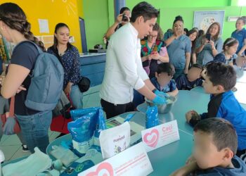 Voluntariado de la SADR participa en Jornada por el Día de las Madres