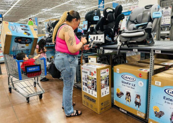 Walmart aumentará precios en EU por aranceles de Trump