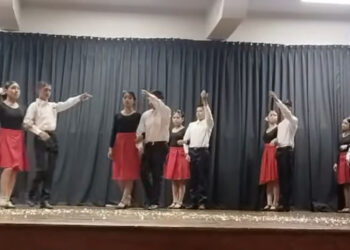 Destaca Técnica 155 en demostración de baile