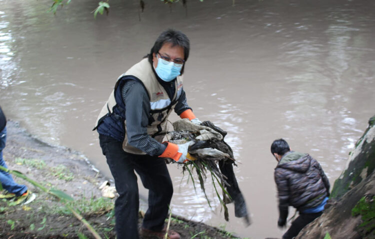 Participa CEASPUE en faena en Ecoparque Metropolitano
