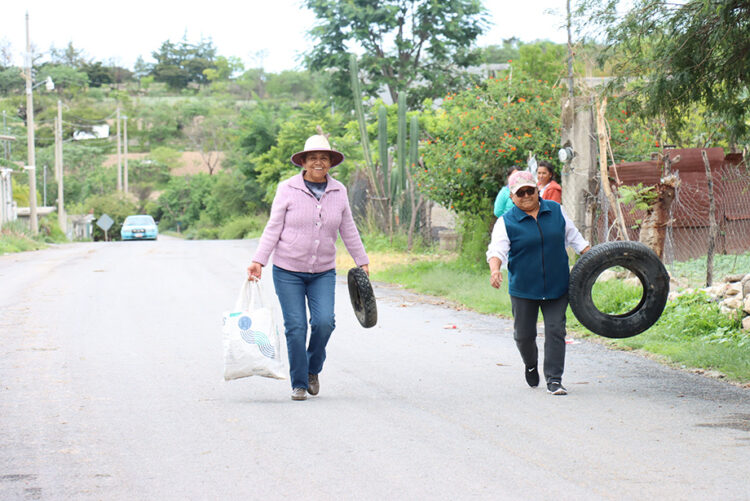 Previenen enfermedades en Ahuatempan