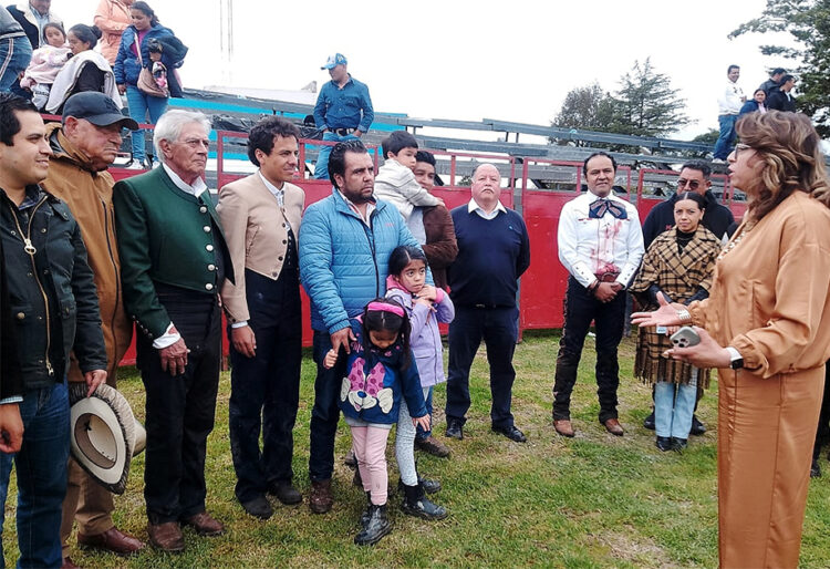 Tepetzala y José Luis Angelino triunfan en Atlangatepec