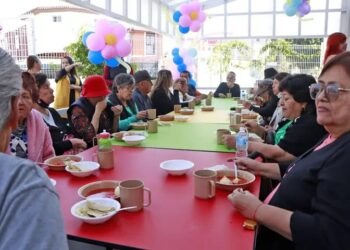 Con sensibilidad y empatía el SMDIF de Cuautlancingo trabaja en beneficio de la comunidad
