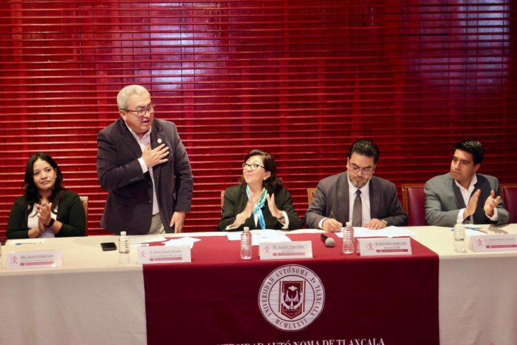 Firman convenio SEPE y UATX para impulsar programa “Atención a necesidades educativas específicas en casa”