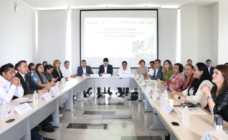 Secretaría de Mujeres firma convenios con municipios para instalación de Centros LIBRE